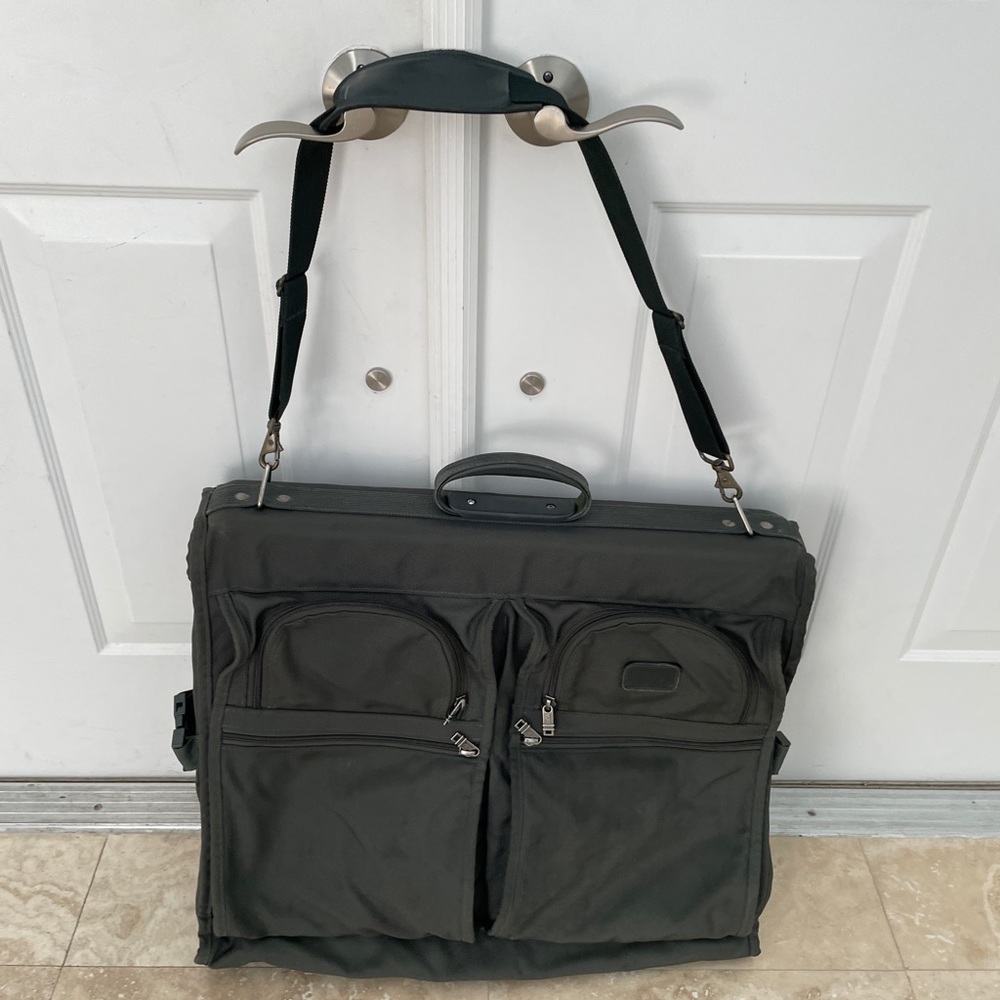 SALE Tumi Bifold garment suit bag w/ shoulder strap